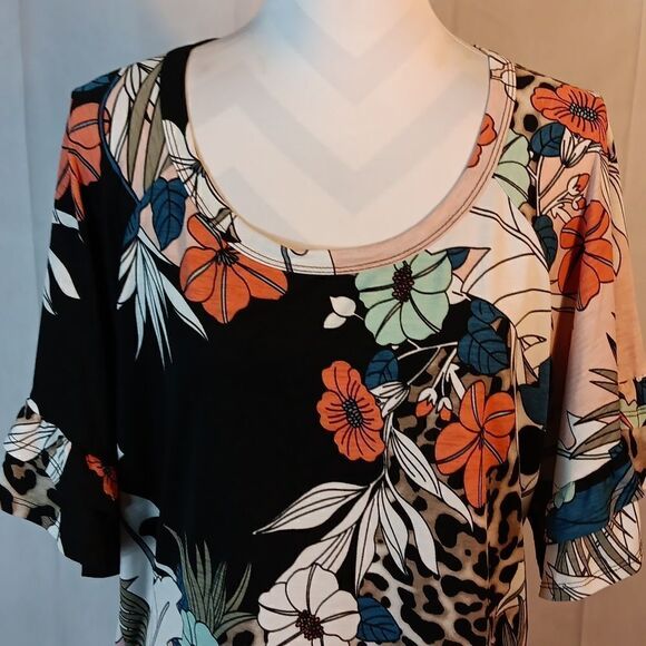 Lovely J Animal Print Floral Ruffle Sleeve Blouse - Picture 2 of 6